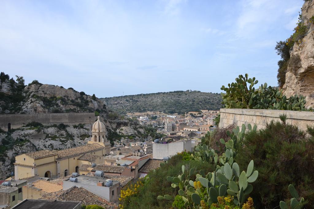 Sanbartolomeo Casa & Putia Bed & Breakfast Scicli Exterior foto