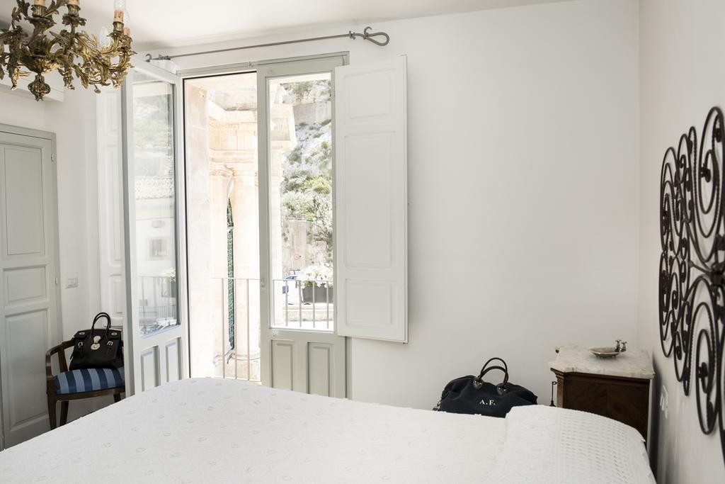 Sanbartolomeo Casa & Putia Bed & Breakfast Scicli Exterior foto